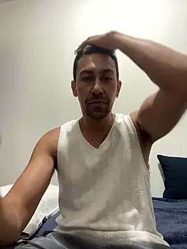 Snapshot of dantedesirexx chatting on 19, 12, 2025 dantedesirexx online show from 19, 12, 2025