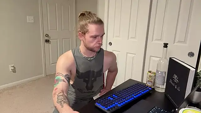 Snapshot of DaddydayDrinkzz chatting on 15, 3, 2025 DaddydayDrinkzz online show from 15, 3, 2025