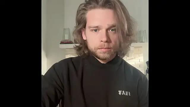 Snapshot of DaddydayDrinkzz chatting on 17, 1, 2025 DaddydayDrinkzz online show from 17, 1, 2025