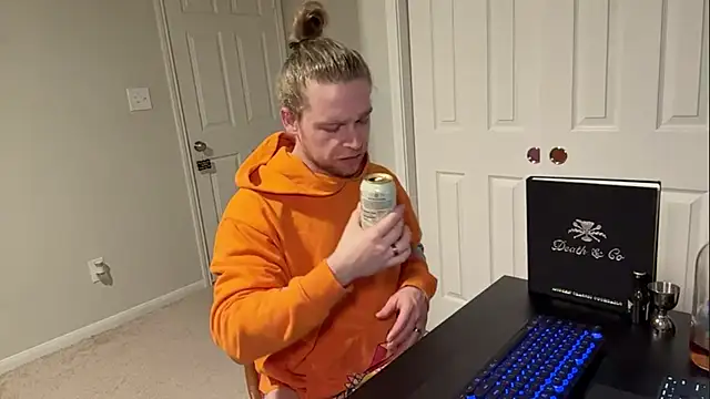 Snapshot of DaddydayDrinkzz chatting on 13, 3, 2025 DaddydayDrinkzz online show from 13, 3, 2025