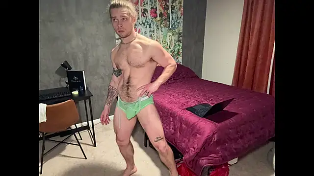 Snapshot of DaddydayDrinkzz chatting on 17, 3, 2025 DaddydayDrinkzz online show from 17, 3, 2025