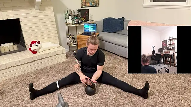 Snapshot of DaddydayDrinkzz chatting on 7, 12, 2024 DaddydayDrinkzz online show from 7, 12, 2024