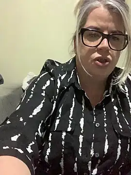 Snapshot of curvy-Ruby-Uk chatting on 12, 1, 2025 curvy-Ruby-Uk online show from 12, 1, 2025