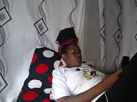 SexyRed18 online show from 9, 1, 2025
