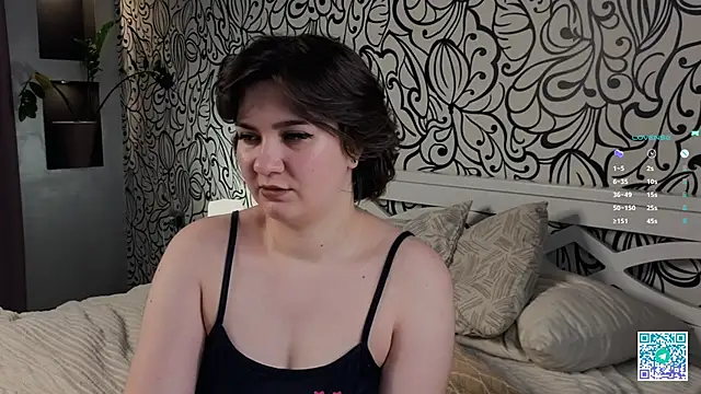 ZaraCrumpton online show from 9, 2, 2025