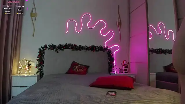 flora off online show from 19, 1, 2025