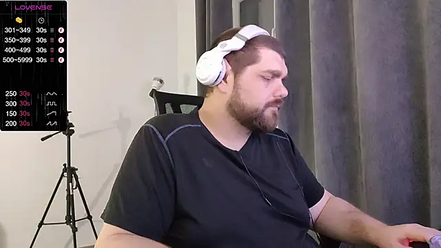 KingMarti online show from 1, 2, 2026