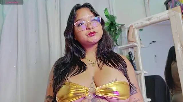 Snapshot of alaia_03 chatting on 24, 5, 2026 alaia 03 online show from 24, 5, 2026