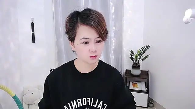 Fan ting online show from 28, 2, 2025
