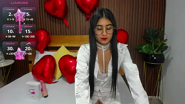 evelin leroy online show from 14, 2, 2025