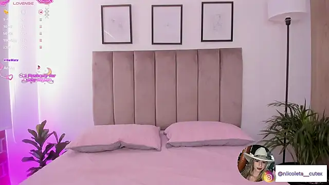 Niicoleta online show from 24, 11, 2025