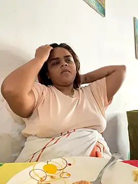 Snapshot of Evabigass chatting on 25, 11, 2025 Evabigass online show from 25, 11, 2025