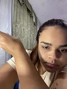 Evabigass online show from 10, 4, 2026