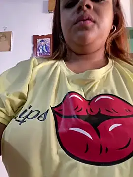 Snapshot of Evabigass chatting on 22, 6, 2026 Evabigass online show from 22, 6, 2026