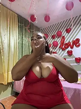 Snapshot of Evabigass chatting on 22, 10, 2025 Evabigass online show from 22, 10, 2025