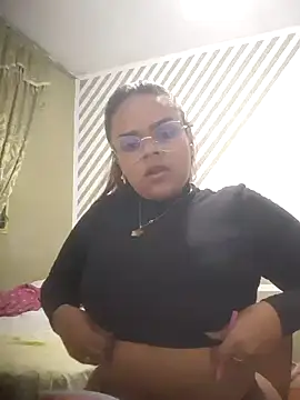 Snapshot of Evabigass chatting on 3, 2, 2025 Evabigass online show from 3, 2, 2025