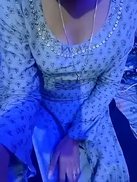 Snapshot of Hot-Malika chatting on 11, 12, 2024 Hot-Malika online show from 11, 12, 2024