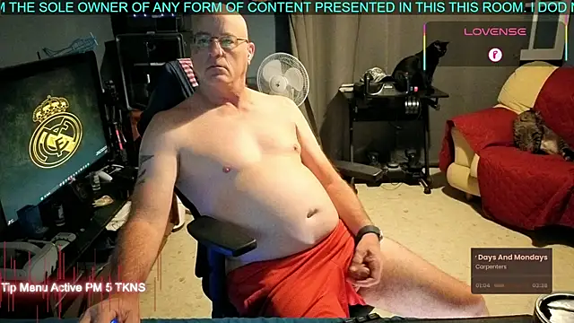 Snapshot of Pilot_Dave_69 chatting on 25, 9, 2025 Pilot Dave 69 online show from 25, 9, 2025