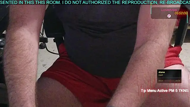 Snapshot of Pilot_Dave_69 chatting on 30, 11, 2025 Pilot Dave 69 online show from 30, 11, 2025