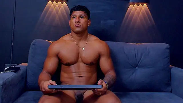 Snapshot of CallumMuscle chatting on 2, 3, 2025 CallumMuscle online show from 2, 3, 2025