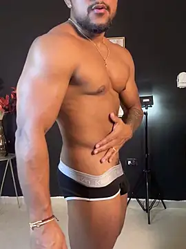 Snapshot of CallumMuscle chatting on 18, 9, 2025 CallumMuscle online show from 18, 9, 2025