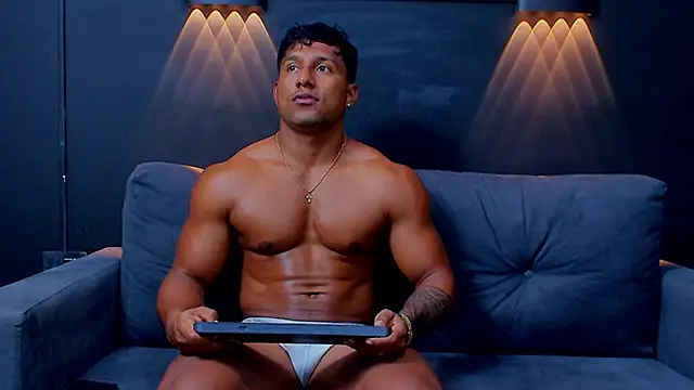 Snapshot of CallumMuscle chatting on 4, 3, 2025 CallumMuscle online show from 4, 3, 2025