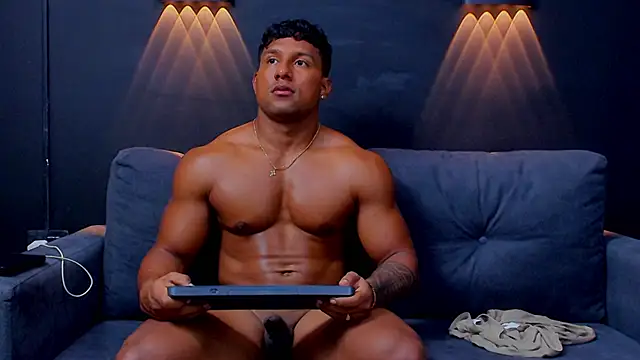 Snapshot of CallumMuscle chatting on 12, 2, 2025 CallumMuscle online show from 12, 2, 2025
