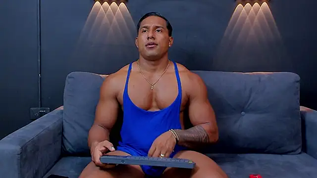 Snapshot of CallumMuscle chatting on 21, 1, 2025 CallumMuscle online show from 21, 1, 2025