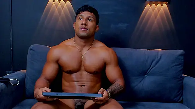Snapshot of CallumMuscle chatting on 24, 2, 2025 CallumMuscle online show from 24, 2, 2025