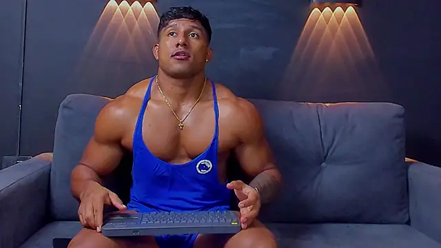 Snapshot of CallumMuscle chatting on 27, 2, 2025 CallumMuscle online show from 27, 2, 2025