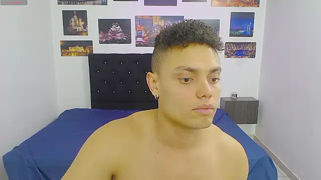 Booy Hott online show from 3, 12, 2024