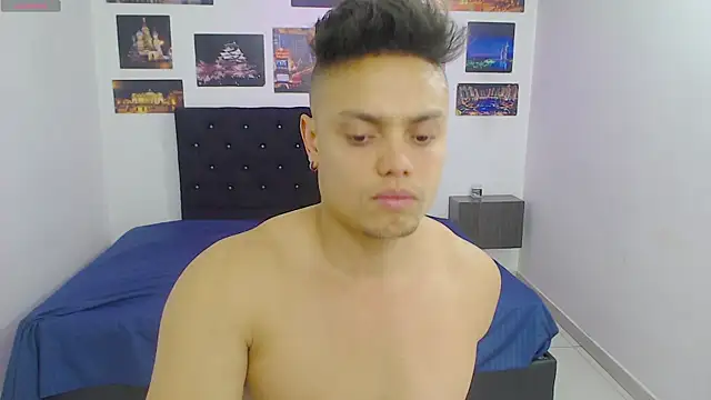Booy Hott online show from 9, 12, 2024