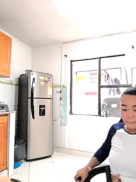 evafoxs online show from 27, 10, 2025