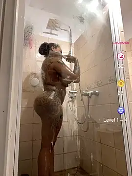 Snapshot of BabyFannyxx chatting on 29, 4, 2026 BabyFannyxx online show from 29, 4, 2026