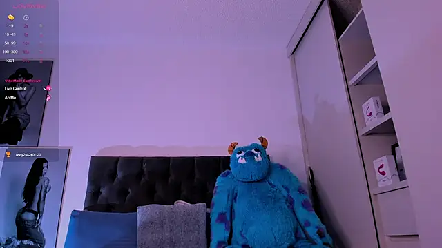 mia world  online show from 24, 1, 2025