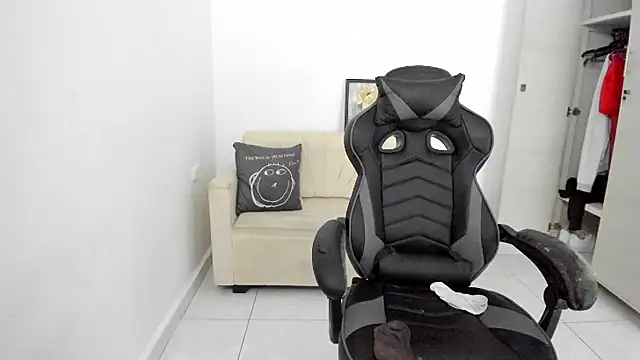 enzo sloran online show from 12, 4, 2026