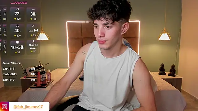 Snapshot of AlejooTwink chatting on 8, 7, 2026 AlejooTwink online show from 8, 7, 2026