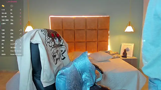 AlejooTwink online show from 12, 10, 2025