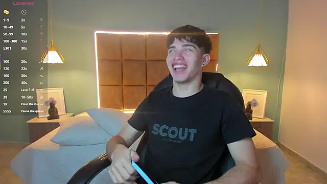 AlejooTwink online show from 17, 10, 2025