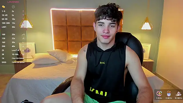 AlejooTwink online show from 24, 9, 2025