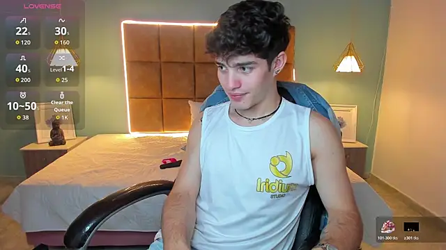 AlejooTwink online show from 8, 11, 2025