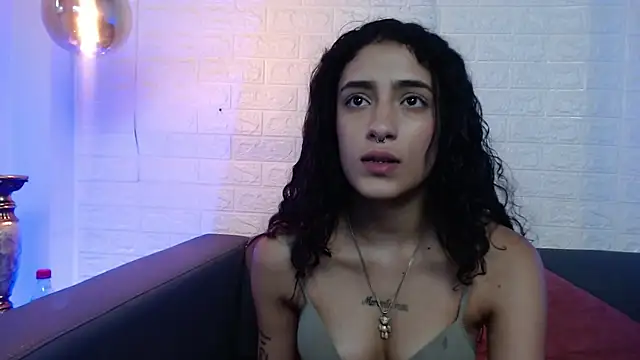 Layla 707 online show from 18, 2, 2025