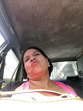 siri duque online show from 28, 4, 2026