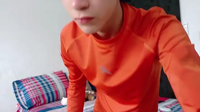 Noah tyler  online show from 19, 11, 2025