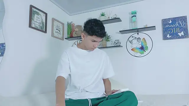 Noah tyler  online show from 8, 7, 2026