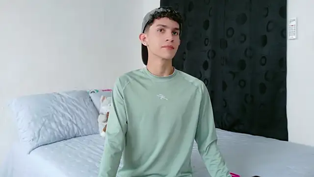 Noah tyler  online show from 20, 11, 2025