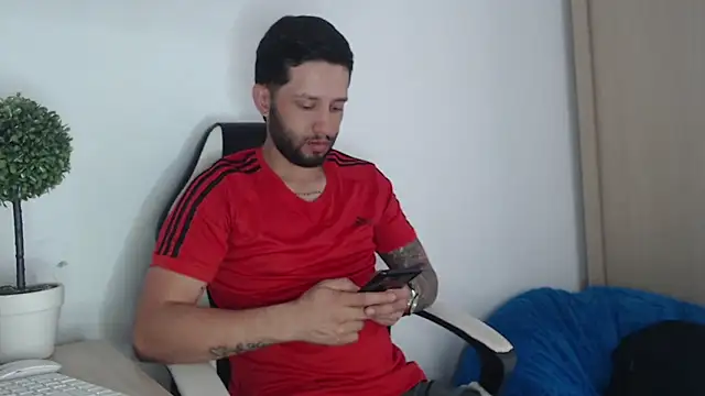 maxXximo777 online show from 18, 2, 2025