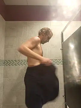 Snapshot of chatwatchcum chatting on 4, 11, 2025 chatwatchcum online show from 4, 11, 2025