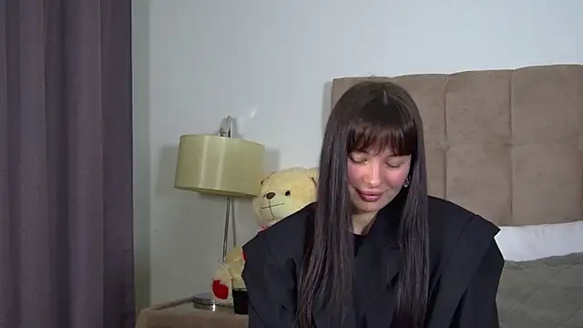 AlexandraBloom online show from 18, 2, 2026