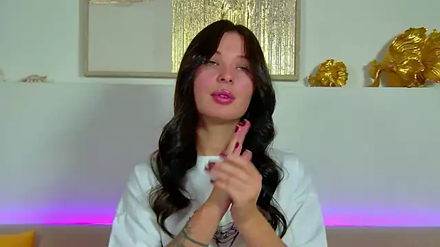 AlexandraBloom online show from 10, 11, 2025